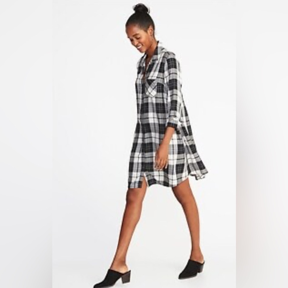 Old Navy Black and White Plaid Mini Button Dress
